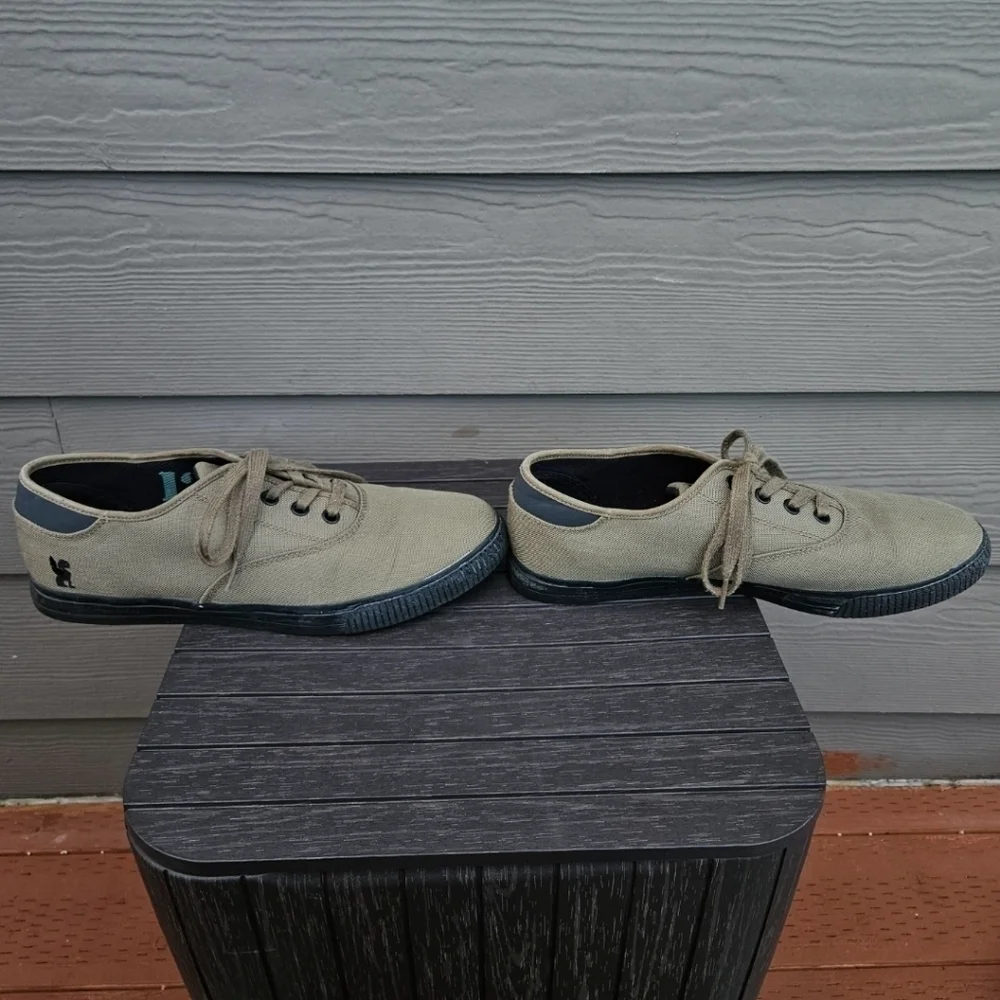 Chrome Industries chrome industries